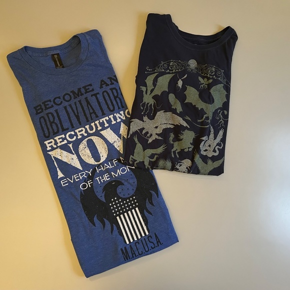 2 Short Sleeve Fantastic Beast T-shirts - Picture 1 of 8